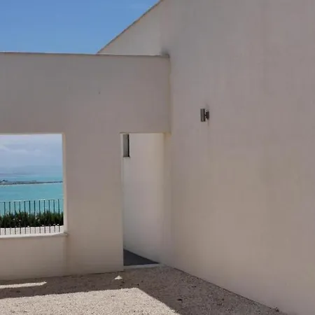 Villa Martorana, Camere e Appartamenti-3